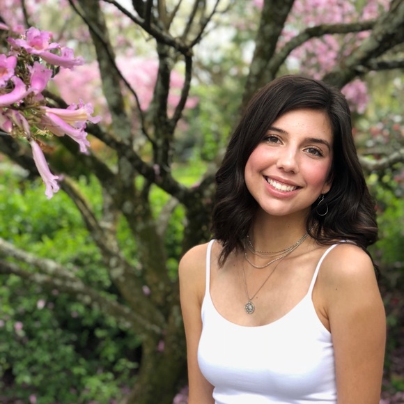 Meet your Posher, Bella - Picture 1 of 1